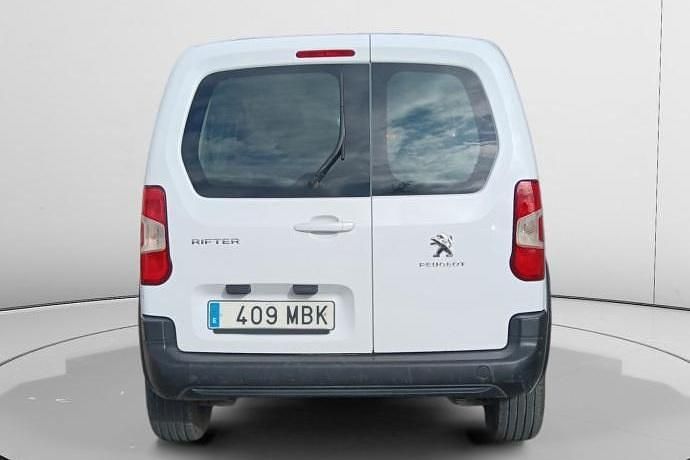 Usado Peugeot Rifter Active 102 CV (75 kW) 2022 Monovolumen