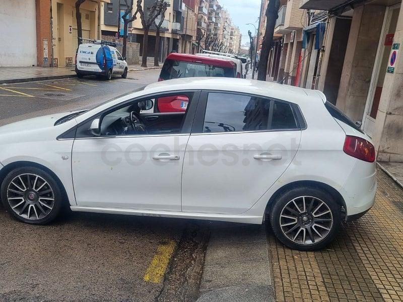Usado Fiat Bravo Dynamic 105 CV (77 kW) 2009 Blanco Utilitario