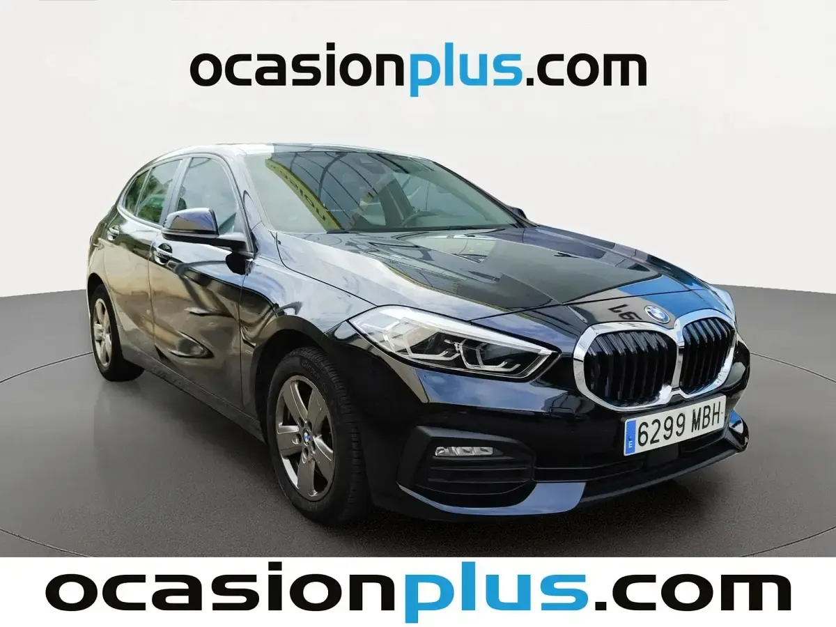Usado BMW 118 150 CV (110 kW) 2022 Negro Utilitario