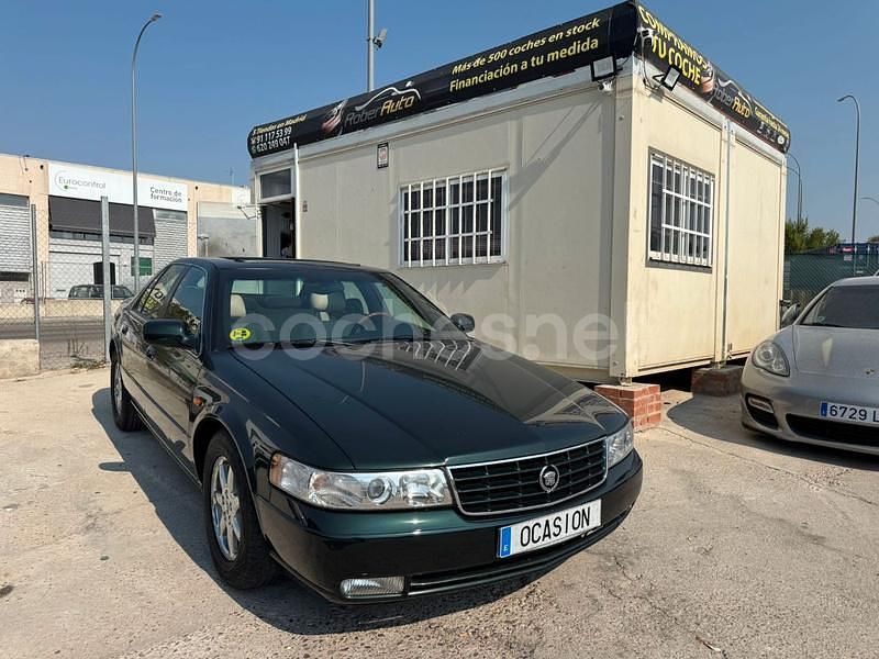 Verde Usado 2001 Cadillac STS Berlina | 6999 € - Imagen 1/4