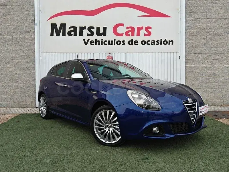 Usado Alfa Romeo Giulietta Edizione Speciale 150 CV (110 kW) 2015 Azul Utilitario