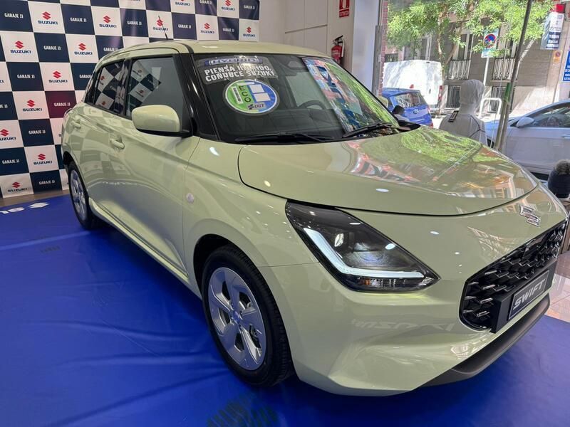 Otro Nuevo 2024 Suzuki Swift Berlina | 21.358 € - Imagen 1/4
