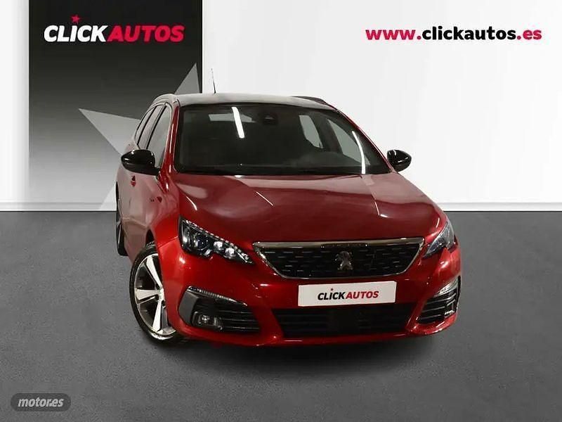 Usado Peugeot 308 GT 130 CV (95 kW) 2021 Rojo Familiar