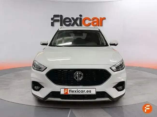 Usado MG ZS Luxury 106 CV (77 kW) 2024 Blanco SUV