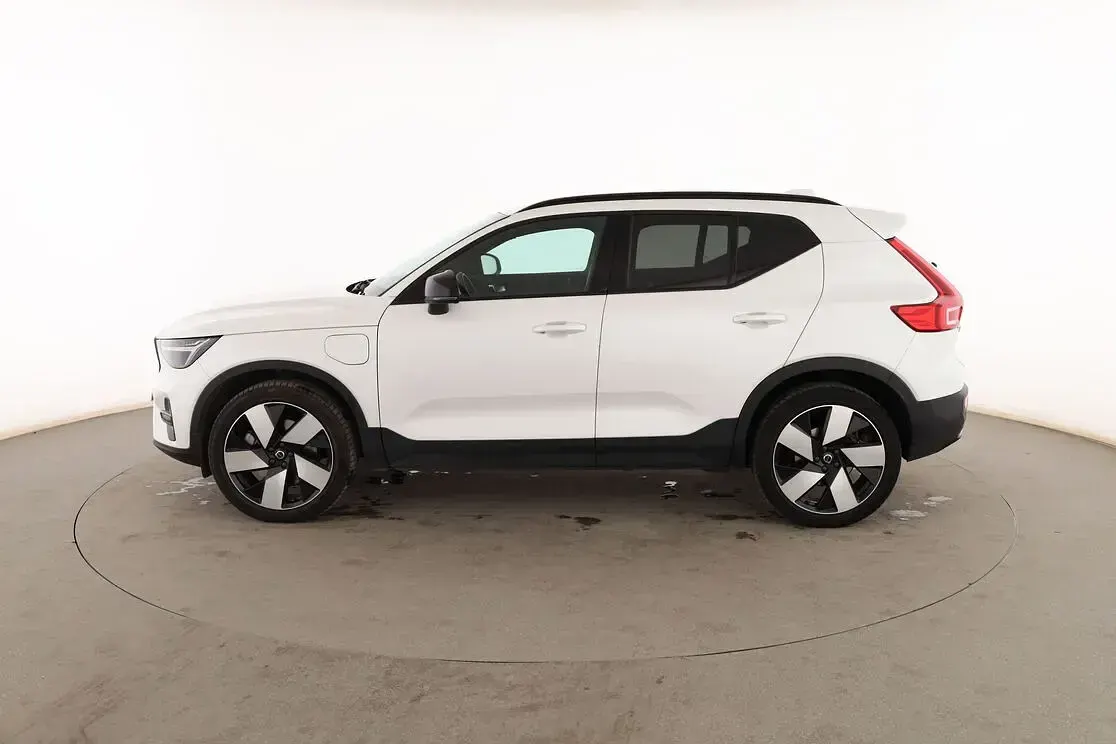Usado Volvo XC40 Plus 262 CV (192 kW) 2023 Blanco SUV