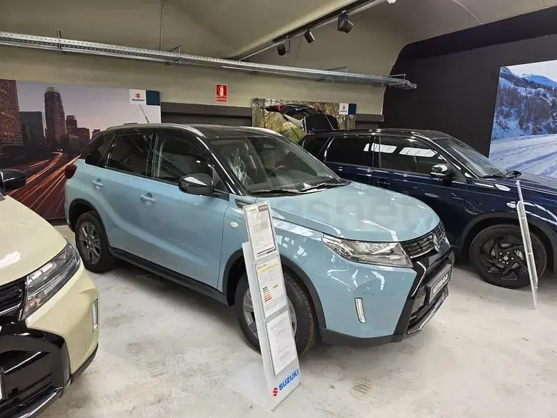 Nuevo Suzuki Vitara 110 CV (80 kW) 2026 Azul SUV