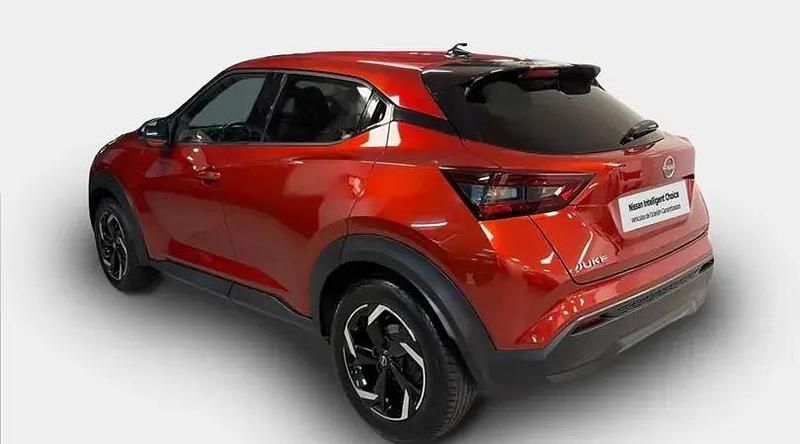 Usado Nissan Juke N-Connecta 114 CV (83 kW) 2023 Rojo SUV