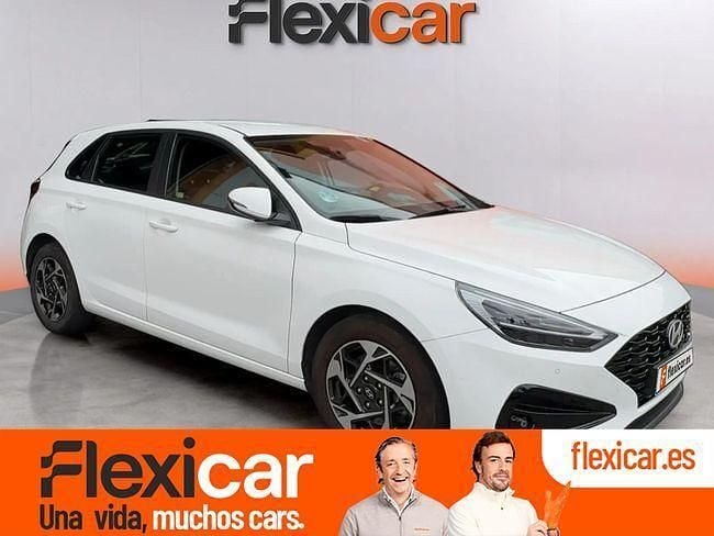 Blanco Usado 2024 Hyundai i30 Berlina | 18.490 € (Buen precio) - Imagen 1/4