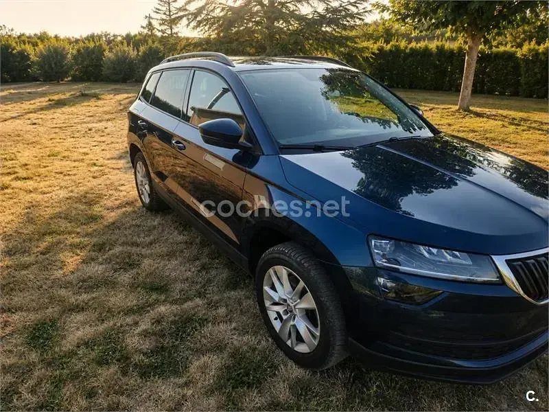Usado Skoda Karoq Ambition 150 CV (110 kW) 2018 Azul SUV