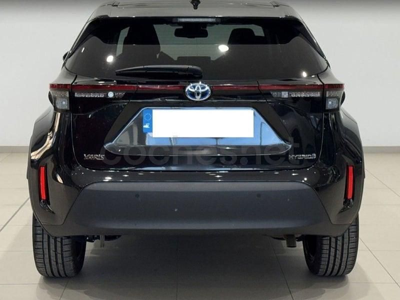 Usado Toyota Yaris Cross Active 116 CV (85 kW) 2022 Negro SUV