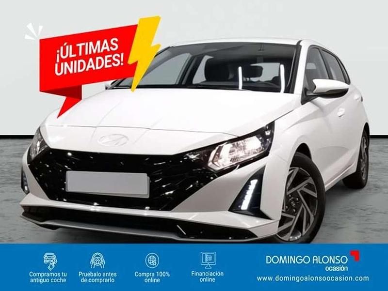 Usado Hyundai i20 101 CV (74 kW) 2025 Blanco Utilitario