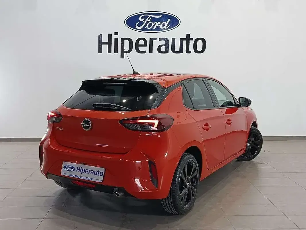 Usado Opel Corsa GS Line 101 CV (74 kW) 2022 Naranja Utilitario