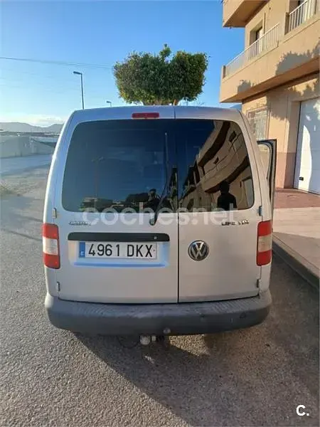 Usado VW Caddy Life 104 CV (76 kW) 2005 Gris / plata Monovolumen