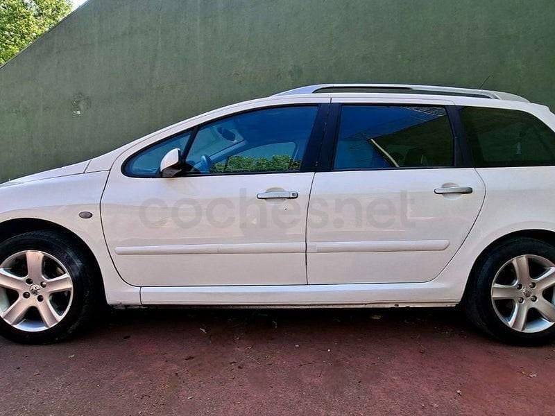 Occasion Peugeot 307 110 ch (80 kW) 2005 Blanc Break