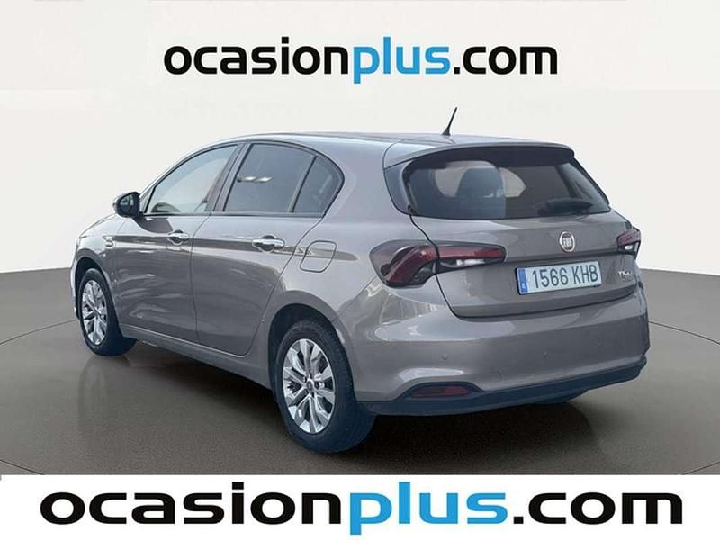 Usado Fiat Tipo Easy 95 CV (69 kW) 2018 Beige Utilitario