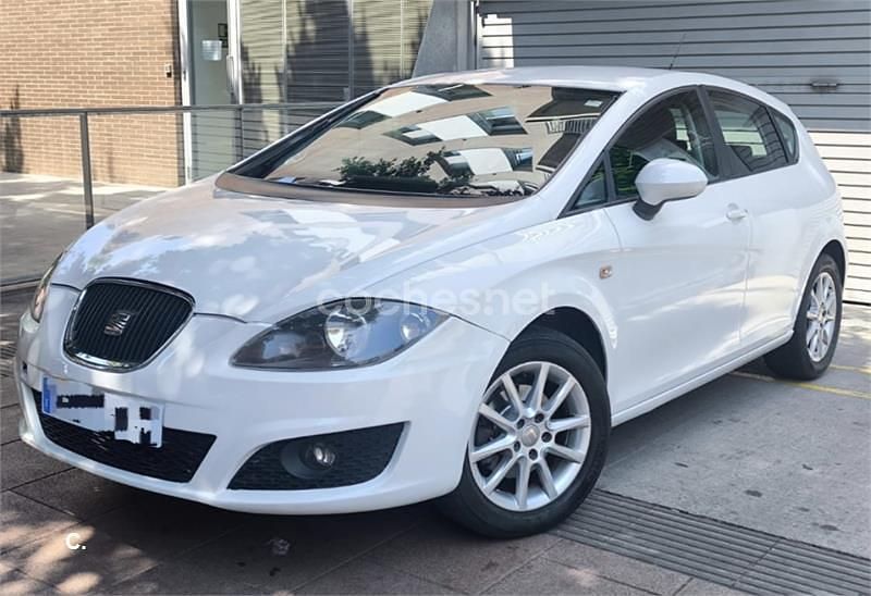 Blanco Usado 2011 Seat Leon Reference Berlina | 5750 € (Buen precio) - Imagen 1/4