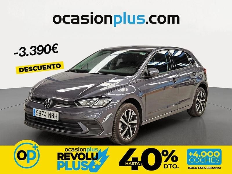 Usado VW Polo 95 CV (69 kW) 2025 Gris Berlina