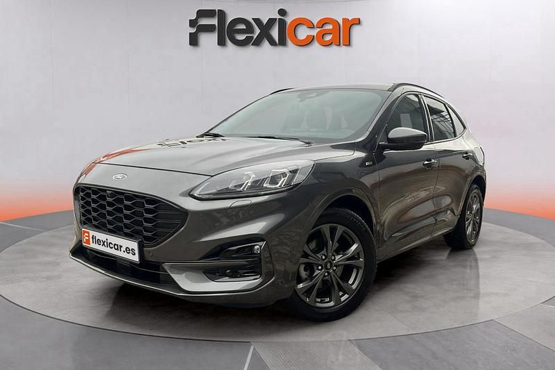 Usado Ford Kuga ST-Line 150 CV (110 kW) 2020 Gris SUV
