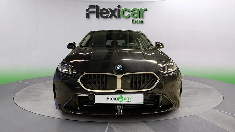 Usado BMW 120 170 CV (125 kW) 2025 Negro Utilitario