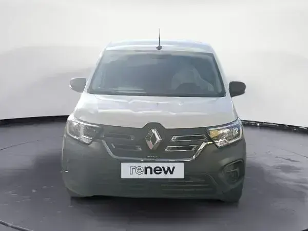 Usado Renault Kangoo 89 kW (122 CV) 2023 Blanco Monovolumen