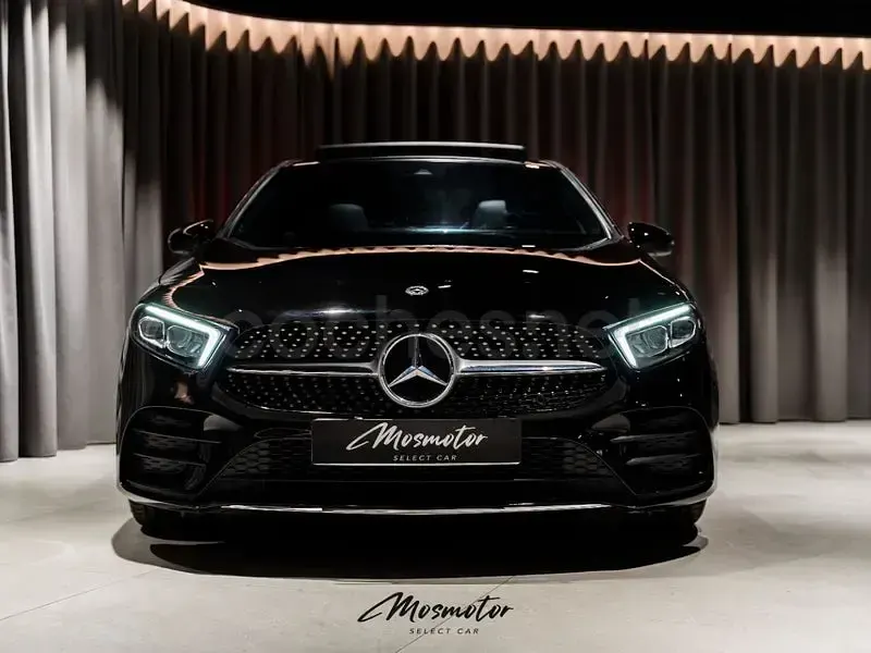 Usado Mercedes A200 150 CV (110 kW) 2022 Negro Berlina