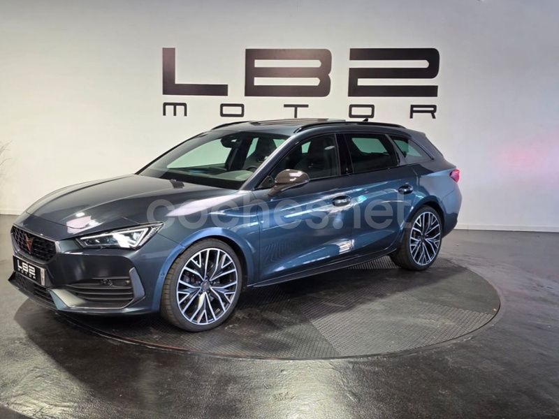 Gris / plata Nuevo 2024 Cupra Leon VZ Familiar | 39.699 € (Caro) - Imagen 1/4