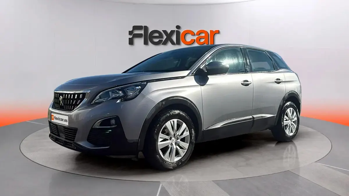 Usado Peugeot 3008 Allure 131 CV (96 kW) 2017 Gris SUV