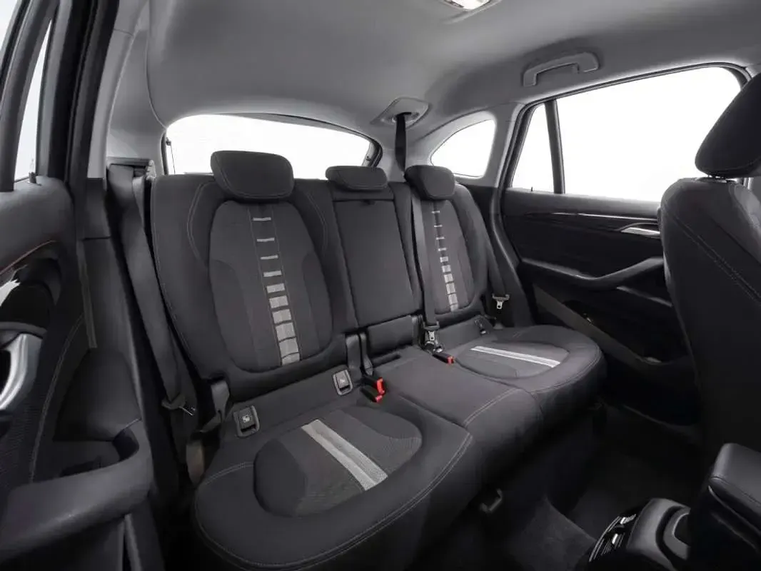 Usado BMW X1 Comfort Edition 192 CV (141 kW) 2018 Blanco SUV