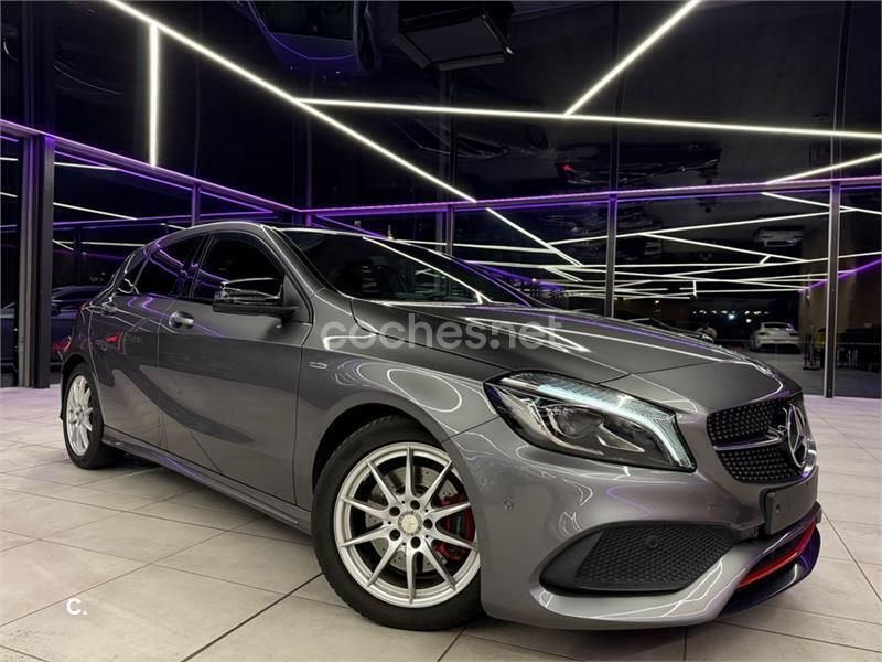 Gris / plata Usado 2015 Mercedes A250 Berlina | 21.990 € (Precio justo) - Imagen 1/4
