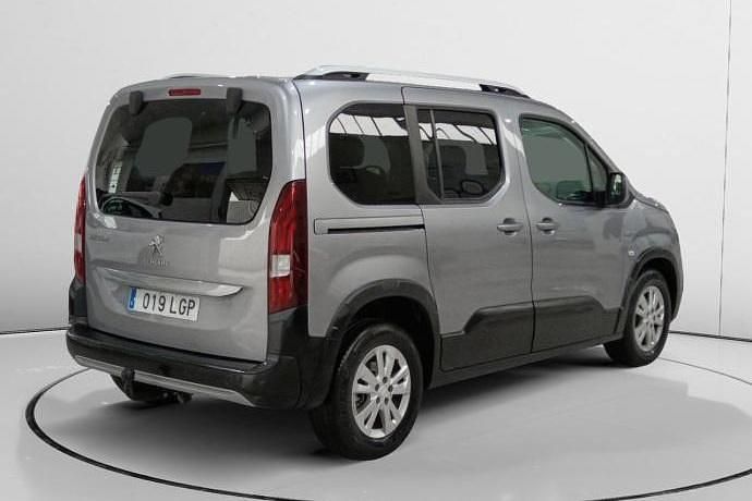 Usado Peugeot Rifter Allure 132 CV (97 kW) 2020 Gris Monovolumen
