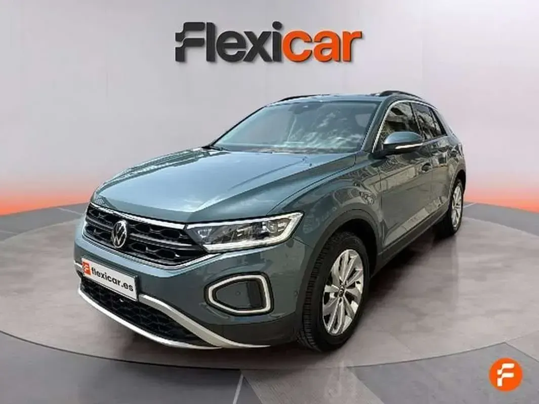 Usado VW T-Roc Business 150 CV (110 kW) 2024 Azul SUV