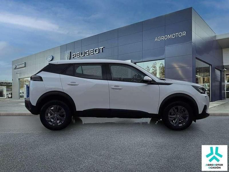 Usado Peugeot 2008 Active 102 CV (75 kW) 2023 Blanco SUV