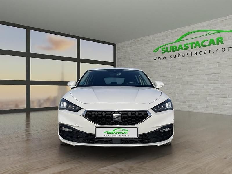 Usado Seat Leon Style 115 CV (84 kW) 2021 Blanco