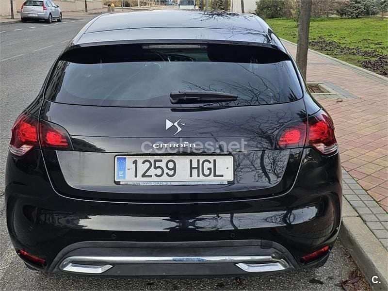 Usado Citroën DS4 112 CV (82 kW) 2011 Negro Utilitario