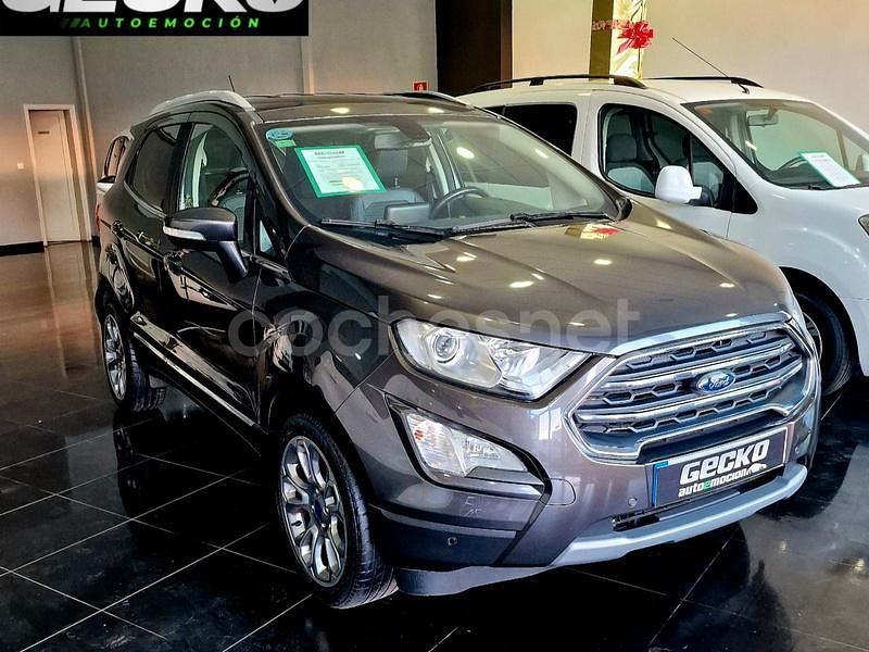Usado Ford Ecosport Titanium 125 CV (91 kW) 2020 Gris / plata SUV