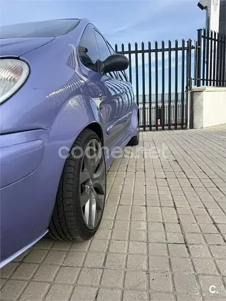 Usado Citroën Xsara Picasso Exclusive 95 CV (69 kW) 2004 Azul Monovolumen