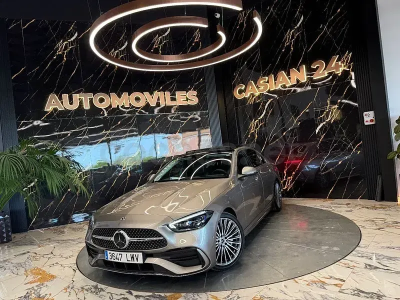 Usado Mercedes C220 200 CV (147 kW) 2022 Gris / plata Berlina