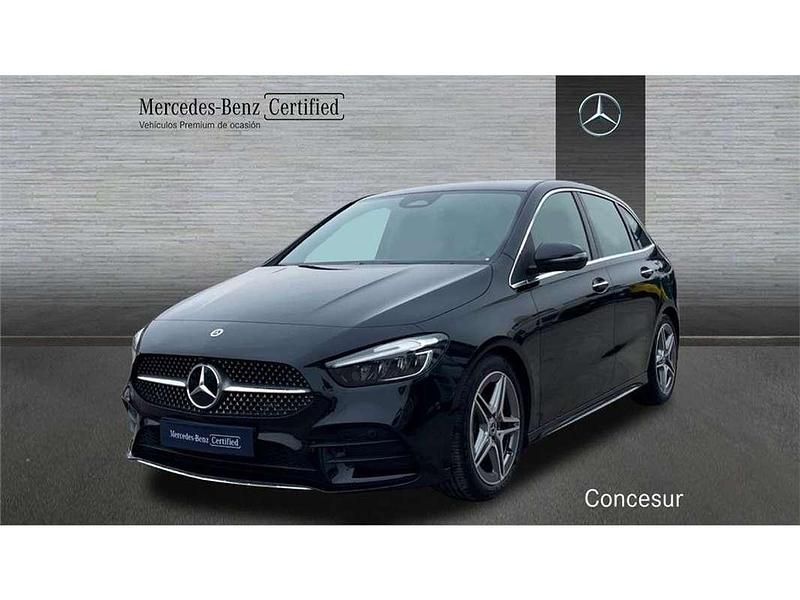 Negro Usado 2024 Mercedes B180 Monovolumen | 34.900 € - Imagen 1/4