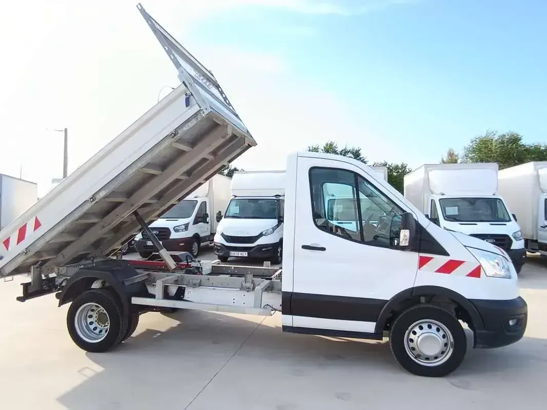 Usado Ford Transit Trend 170 CV (125 kW) 2022 Blanco Van