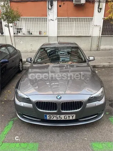 Usado BMW 520 Comfort Edition 177 CV (130 kW) 2010 Gris / plata Berlina