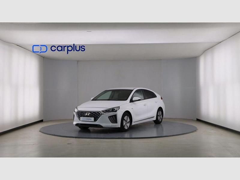 Polar white (sólido) Usado 2020 Hyundai Ioniq Berlina | 16.990 € (Precio justo) - Imagen 1/4