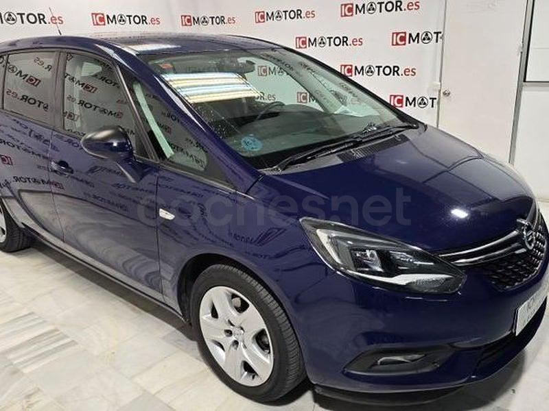 Usado Opel Zafira Tourer Expression 120 HP (88 kW) 2017 Preto Monovolume