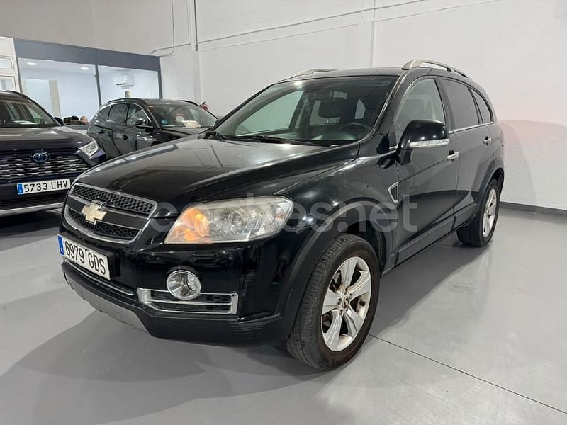 Usado Chevrolet Captiva 150 CV (110 kW) 2008 Negro SUV