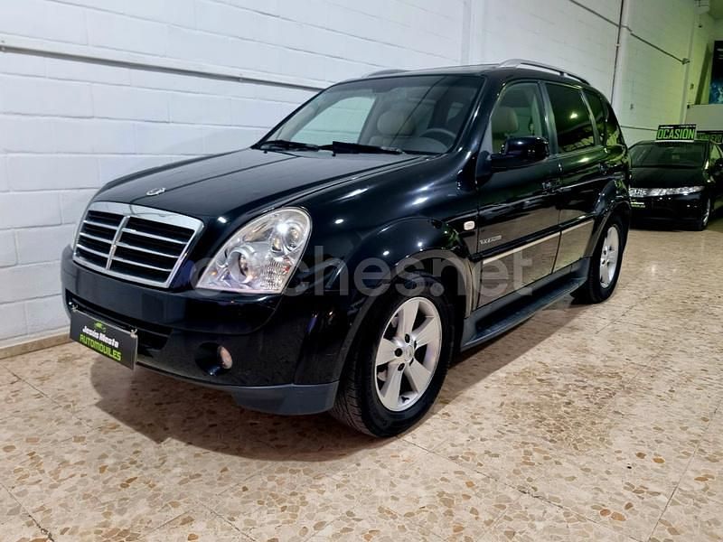 Negro Usado 2009 Ssangyong Rexton II SUV | 9500 € (Super precio) - Imagen 1/4