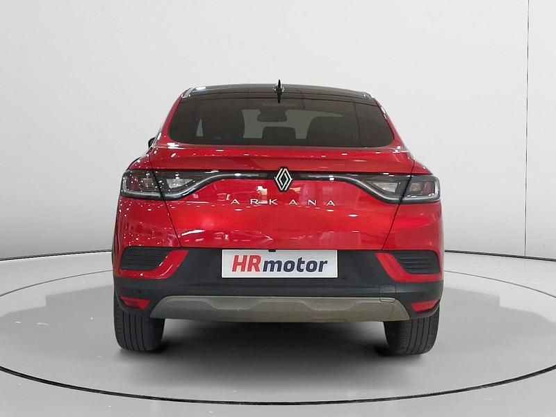 Usado Renault Arkana Techno 141 CV (103 kW) 2024 Rojo SUV