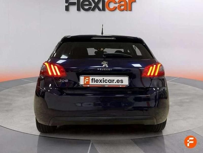 Usado Peugeot 308 Access 131 CV (96 kW) 2020 Negro Utilitario