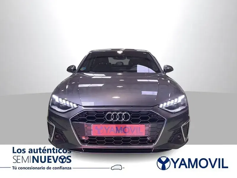Usado Audi A4 S-Line 163 CV (119 kW) 2024 Gris / plata Berlina