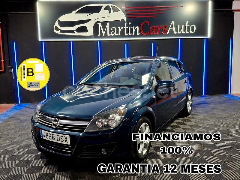Gris / plata Usado 2005 Opel Astra Edition Berlina | 4999 € (Caro) - Imagen 1/4
