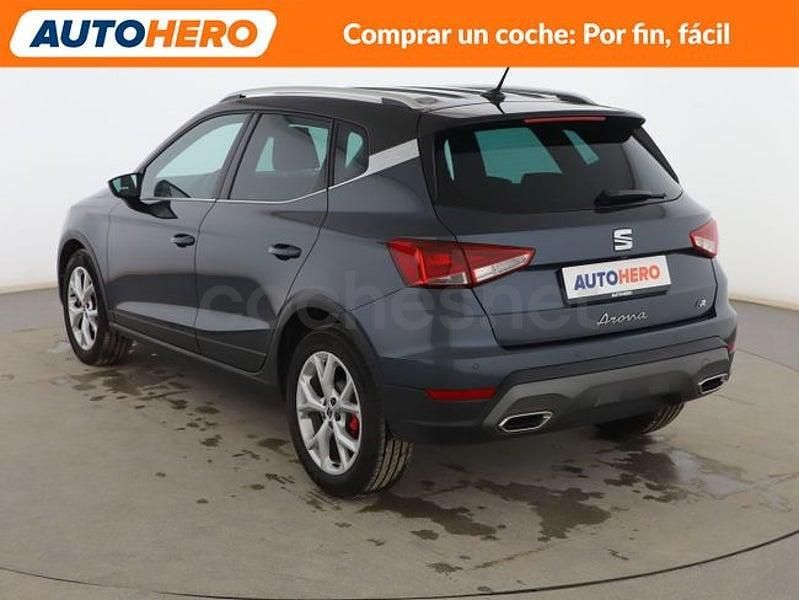 Usado Seat Arona FR 150 CV (110 kW) 2023 Gris SUV