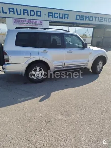 Usado Mitsubishi Montero 165 CV (121 kW) 2001 Gris / plata SUV